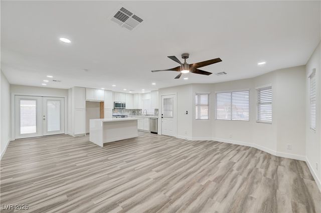 527 Buchanan Avenue, Henderson, NV 89015