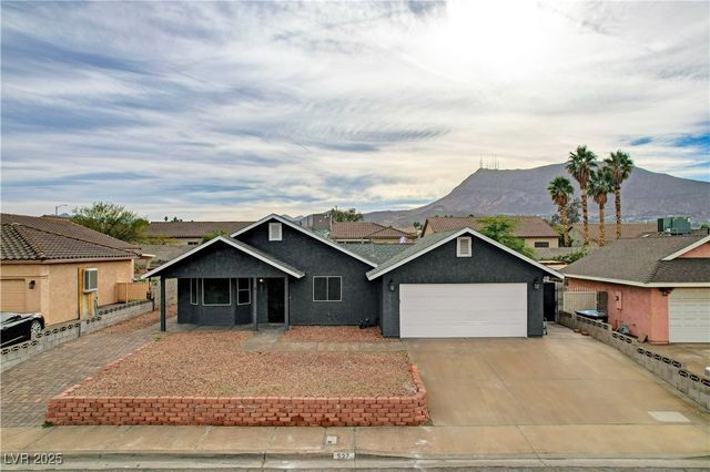 527 Buchanan Avenue, Henderson, NV 89015
