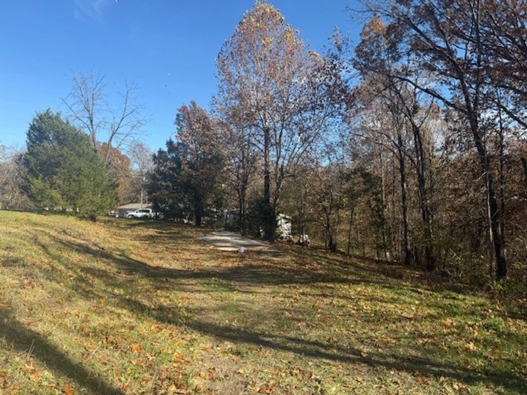 16200 Robin Road, Bella Vista, AR 72715