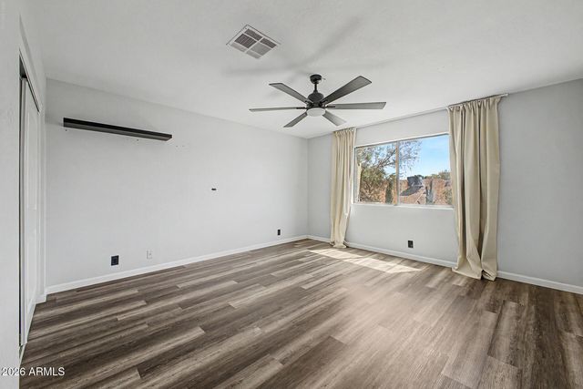 4009 W MISTY WILLOW Lane, Glendale, AZ 85310
