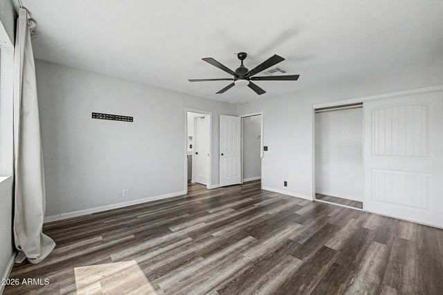 4009 W MISTY WILLOW Lane, Glendale, AZ 85310