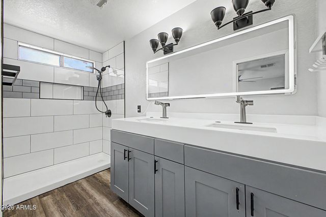4009 W MISTY WILLOW Lane, Glendale, AZ 85310