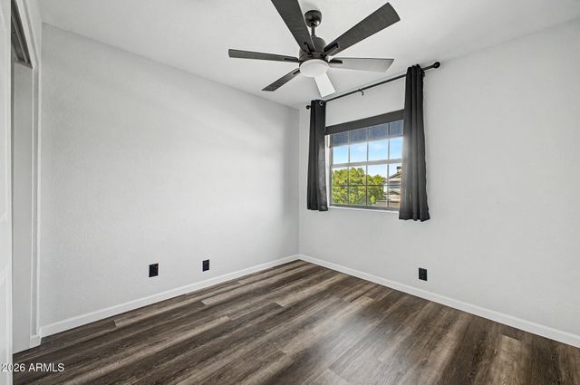 4009 W MISTY WILLOW Lane, Glendale, AZ 85310