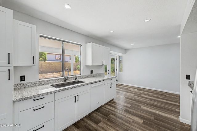 4009 W MISTY WILLOW Lane, Glendale, AZ 85310