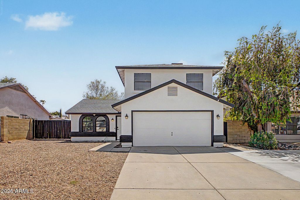 4009 W MISTY WILLOW Lane, Glendale, AZ 85310