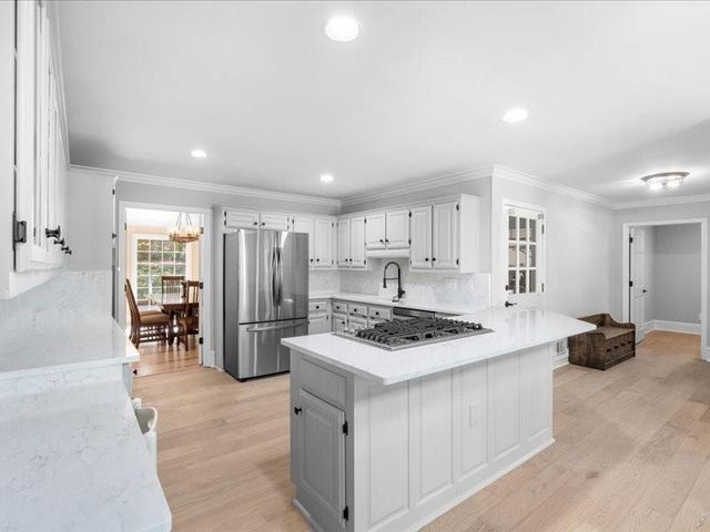 10570 Buice Road, Johns Creek, GA 30022