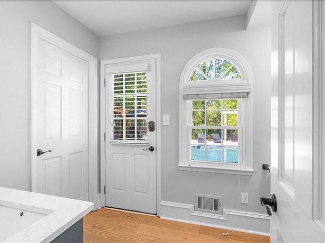 10570 Buice Road, Johns Creek, GA 30022