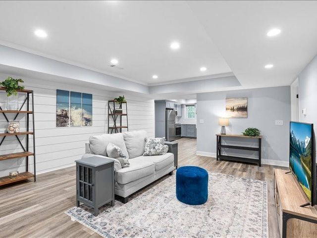 10570 Buice Road, Johns Creek, GA 30022