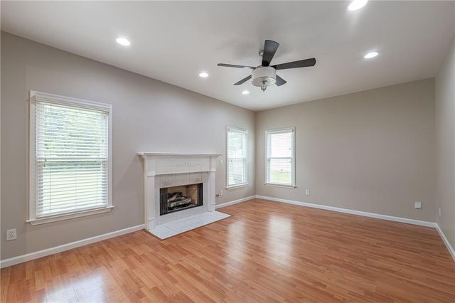 315 Foe Creek Drive, Roswell, GA 30076