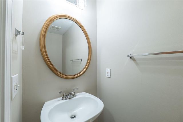 315 Foe Creek Drive, Roswell, GA 30076