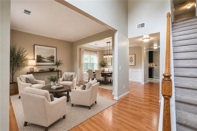 315 Foe Creek Drive, Roswell, GA 30076