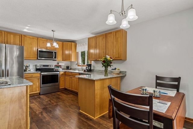9775 103rd Avenue N, Maple Grove, MN 55369