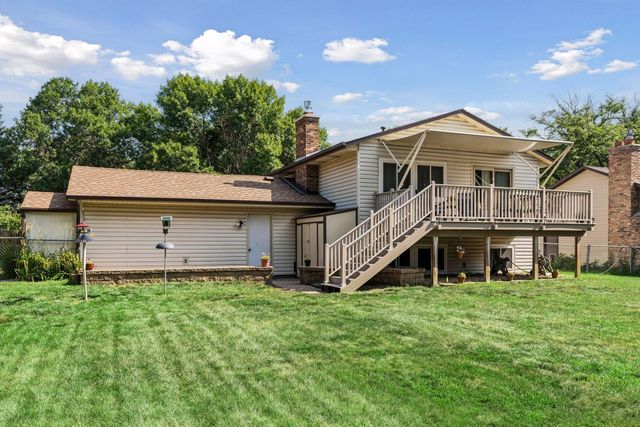 9775 103rd Avenue N, Maple Grove, MN 55369