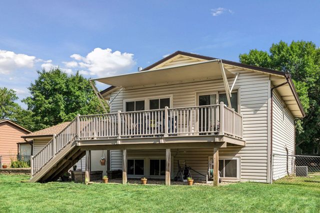 9775 103rd Avenue N, Maple Grove, MN 55369