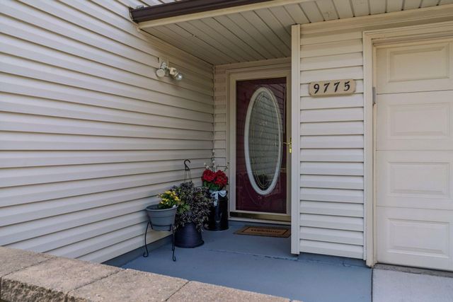 9775 103rd Avenue N, Maple Grove, MN 55369