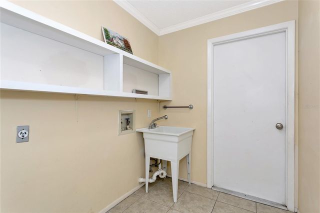 5680 25TH STREET CIRCLE E, Bradenton, FL 34203