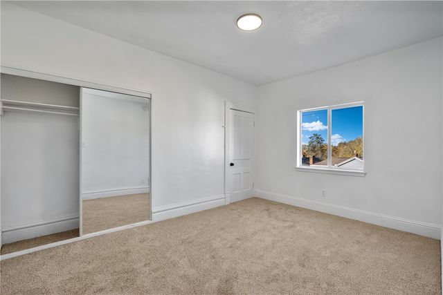 253 Southern Ave, Mt Washington, PA 15211