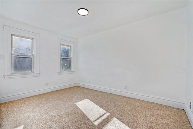 253 Southern Ave, Mt Washington, PA 15211