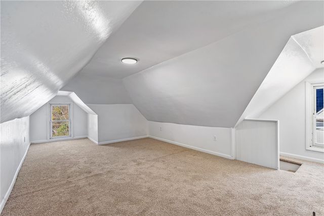 253 Southern Ave, Mt Washington, PA 15211