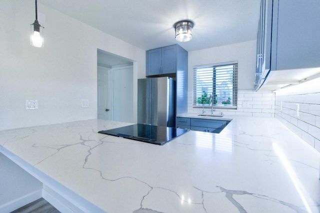 1008 Fontana Drive, Alameda, CA 94502