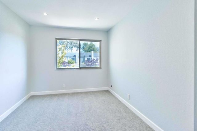 1008 Fontana Drive, Alameda, CA 94502