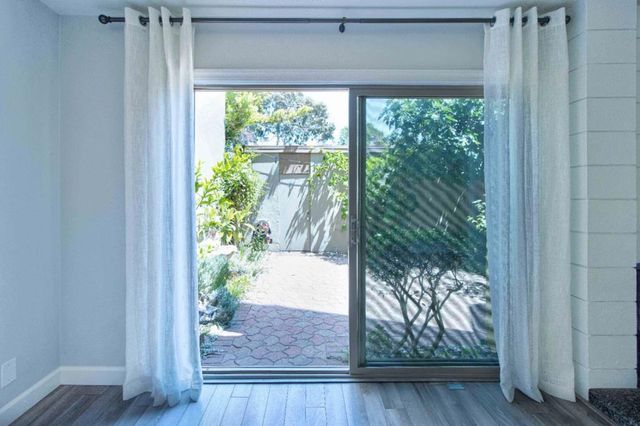 1008 Fontana Drive, Alameda, CA 94502