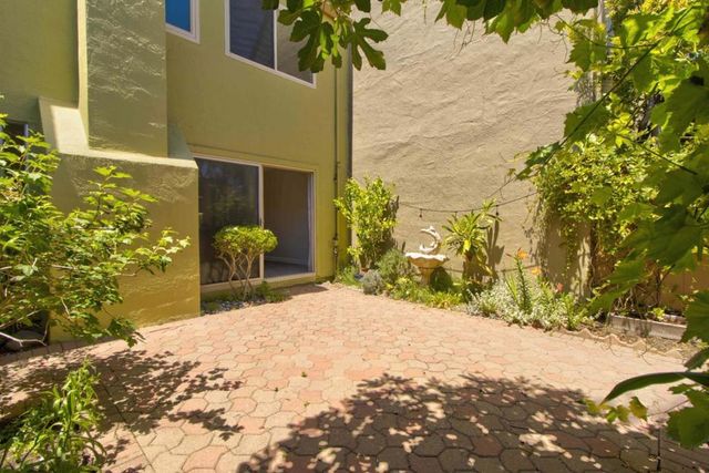1008 Fontana Drive, Alameda, CA 94502