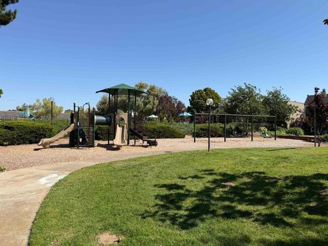 1008 Fontana Drive, Alameda, CA 94502
