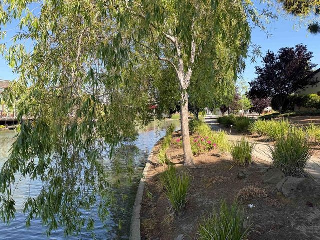 1008 Fontana Drive, Alameda, CA 94502
