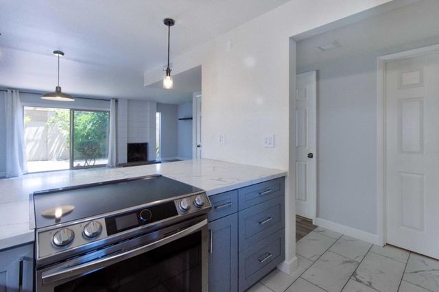 1008 Fontana Drive, Alameda, CA 94502