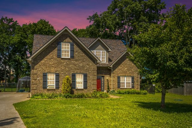 110 Bancroft Ct, Murfreesboro, TN 37129