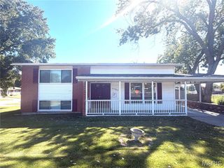 1490 Shackelford Road, Florissant, MO 63031
