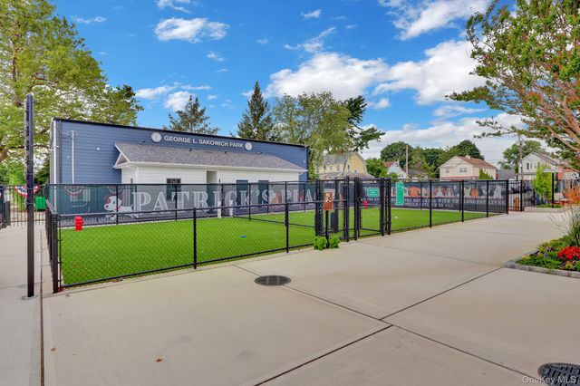 610 Jericho Turnpike 608, New Hyde Park, NY 11040
