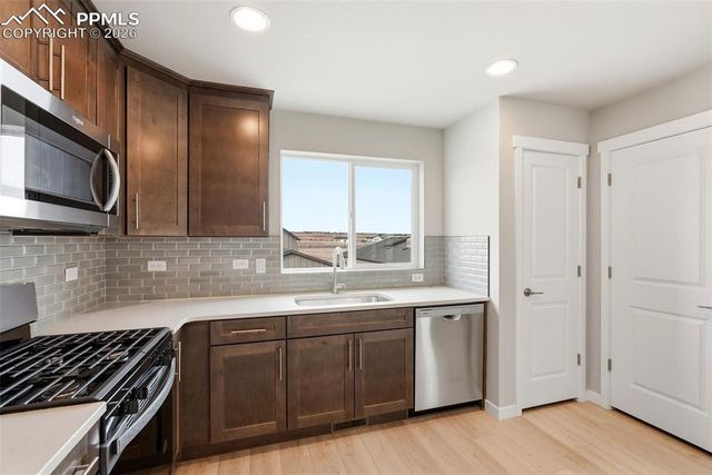 9228 Kurie Mine Lane, Colorado Springs, CO 80908