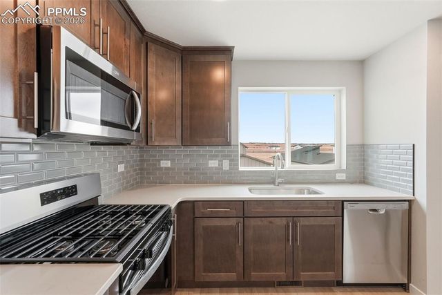 9228 Kurie Mine Lane, Colorado Springs, CO 80908