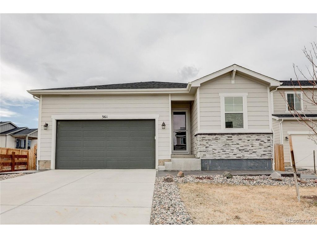 361 N Edge Cliff St, Castle Rock, CO 80104