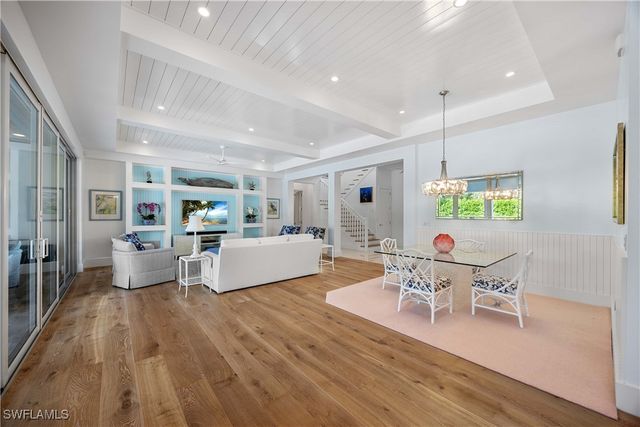 331 Spring Line DR, Naples, FL 34102