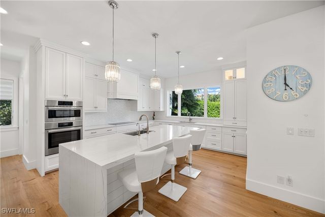 331 Spring Line DR, Naples, FL 34102