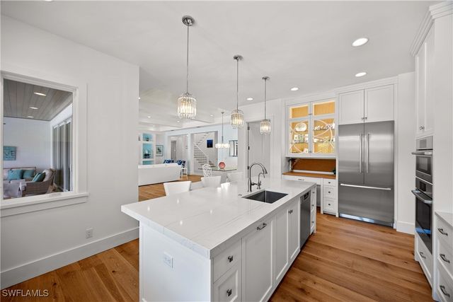 331 Spring Line DR, Naples, FL 34102