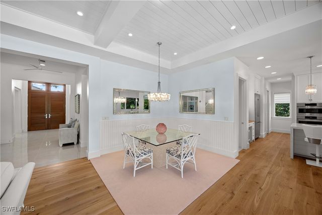 331 Spring Line DR, Naples, FL 34102