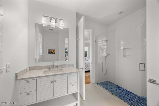 331 Spring Line DR, Naples, FL 34102