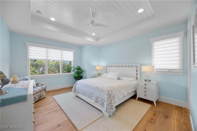 331 Spring Line DR, Naples, FL 34102