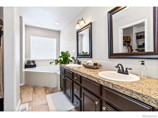 111 Bayside Circle, Windsor, CO 80550