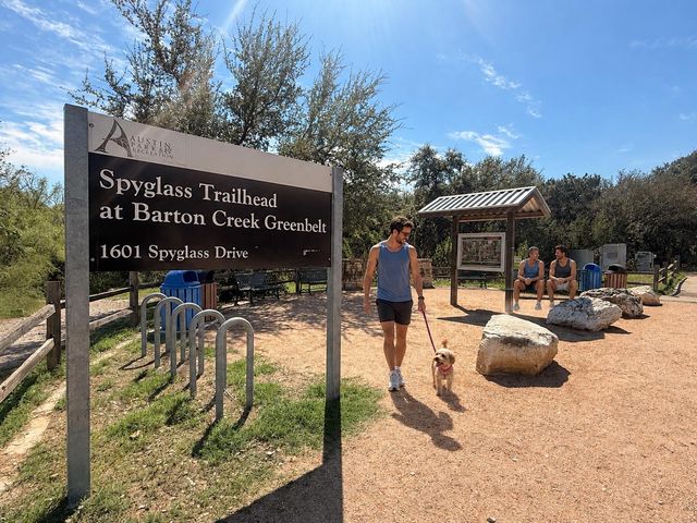 1325 Spyglass DR, Austin, TX 78746