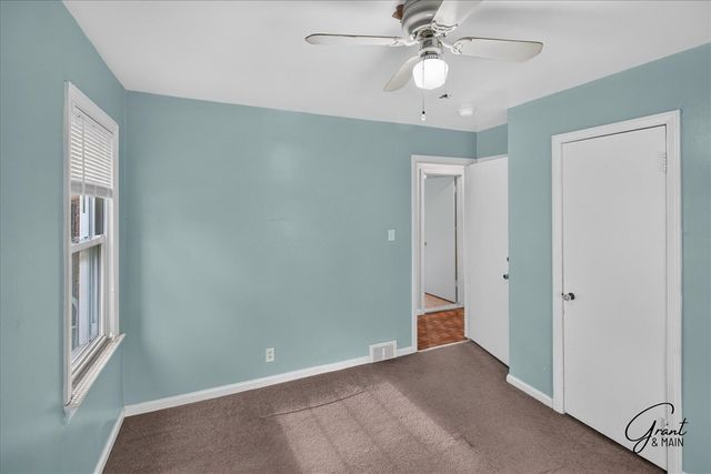 21000 La Salle Boulevard, Warren, MI 48089