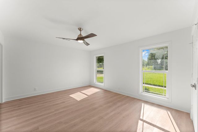 12201 Gable Drive, Willis, TX 77318