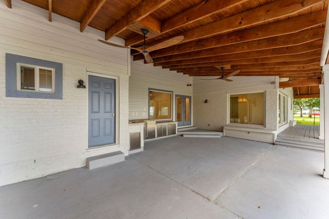 12201 Gable Drive, Willis, TX 77318