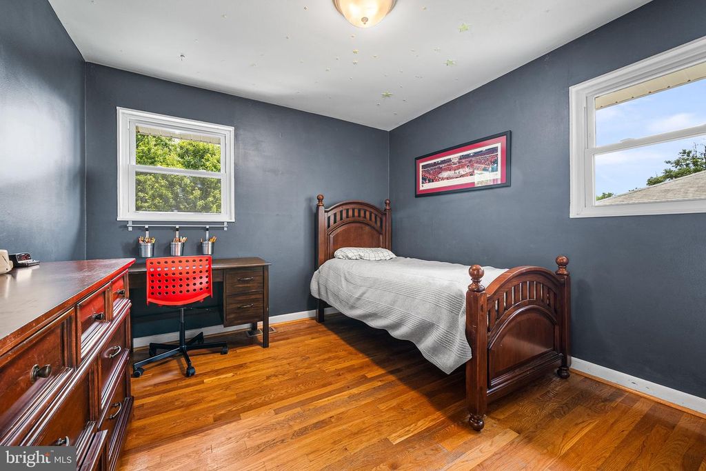 Image 21 of property listing at 2305 PEGGY LN, Silver Spring, MD 20910