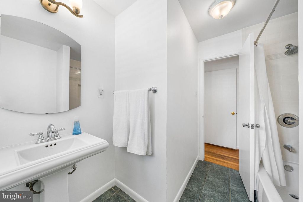 Image 23 of property listing at 2305 PEGGY LN, Silver Spring, MD 20910