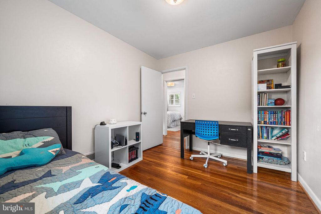 Image 25 of property listing at 2305 PEGGY LN, Silver Spring, MD 20910